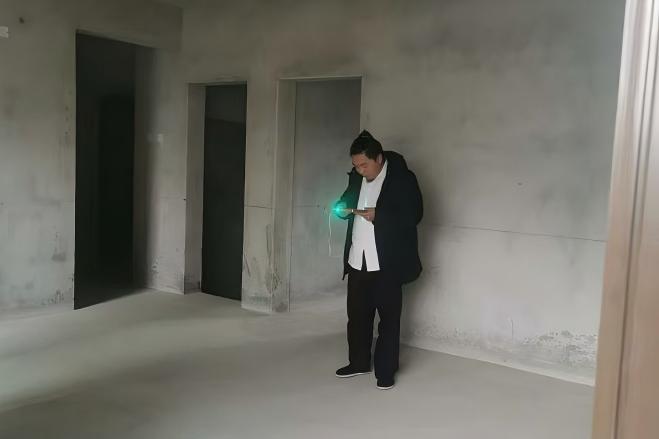 风水禁忌！重庆著名风水大师李九燚提醒：卧室这4样东西赶紧搬走