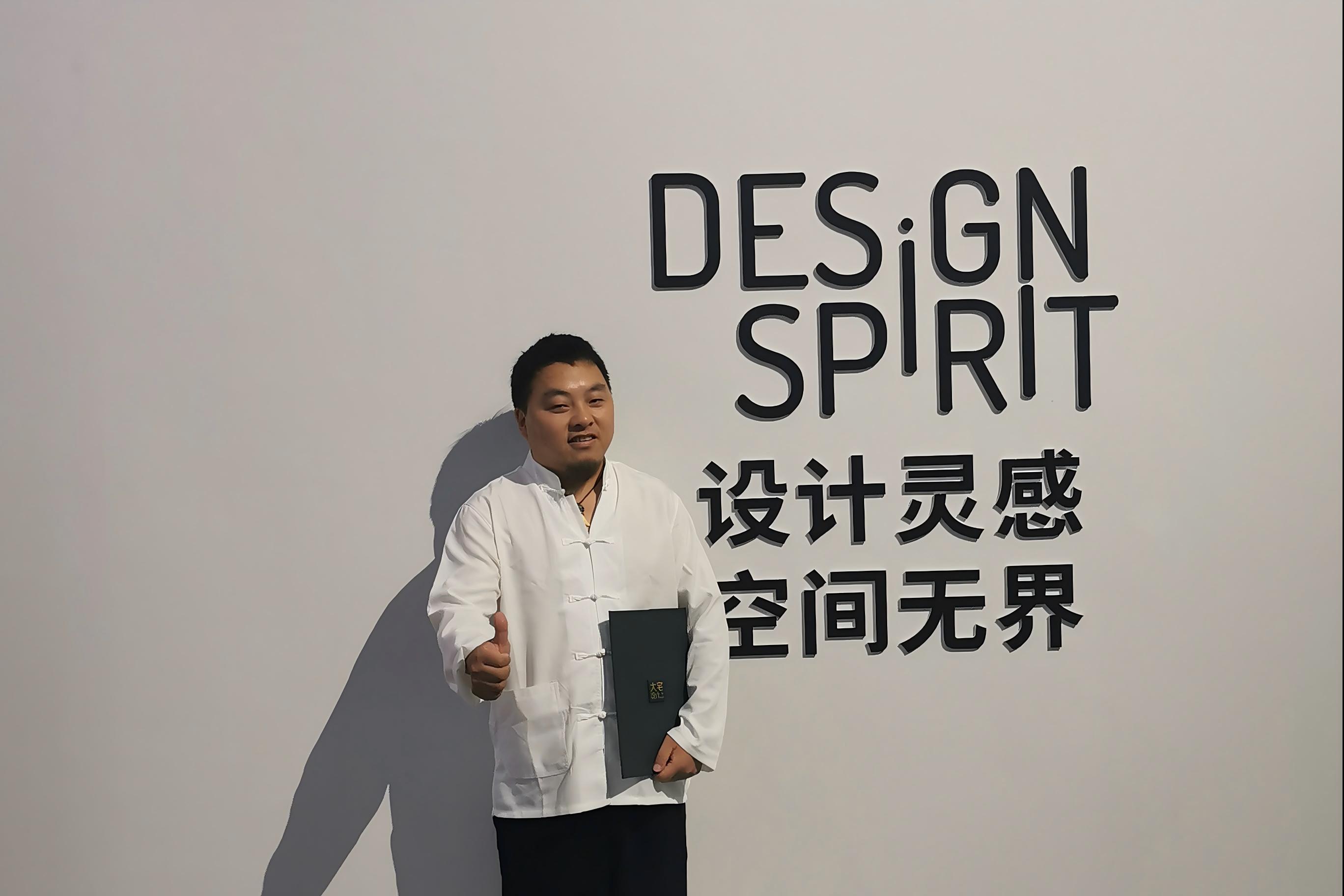 商界精英必读！重庆专业风水大师李九燚分享办公室风水的智慧之道