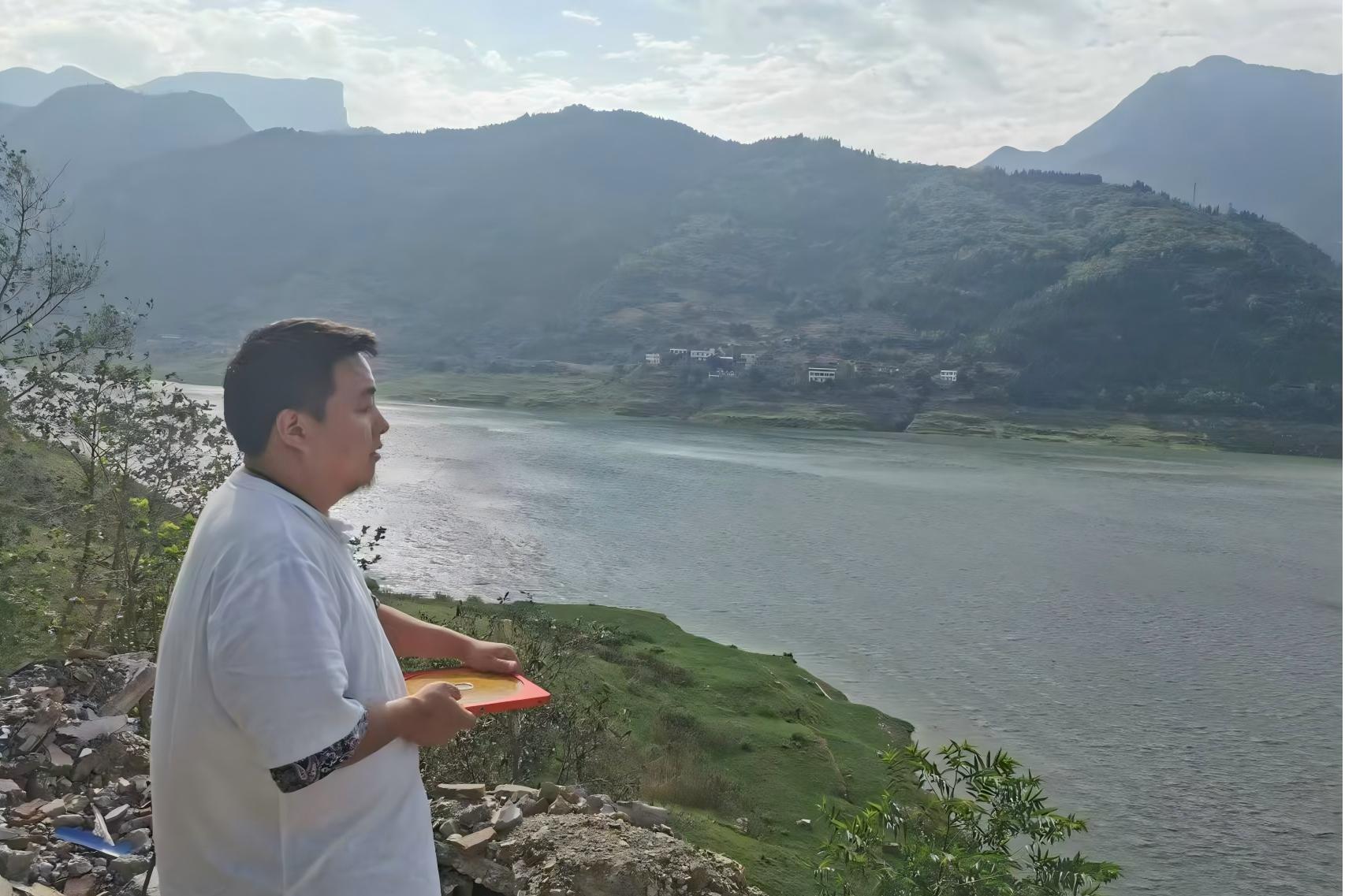 让绿植长久陪伴！江苏李九燚(yì)风水大师从环境适配角度给出实用建议