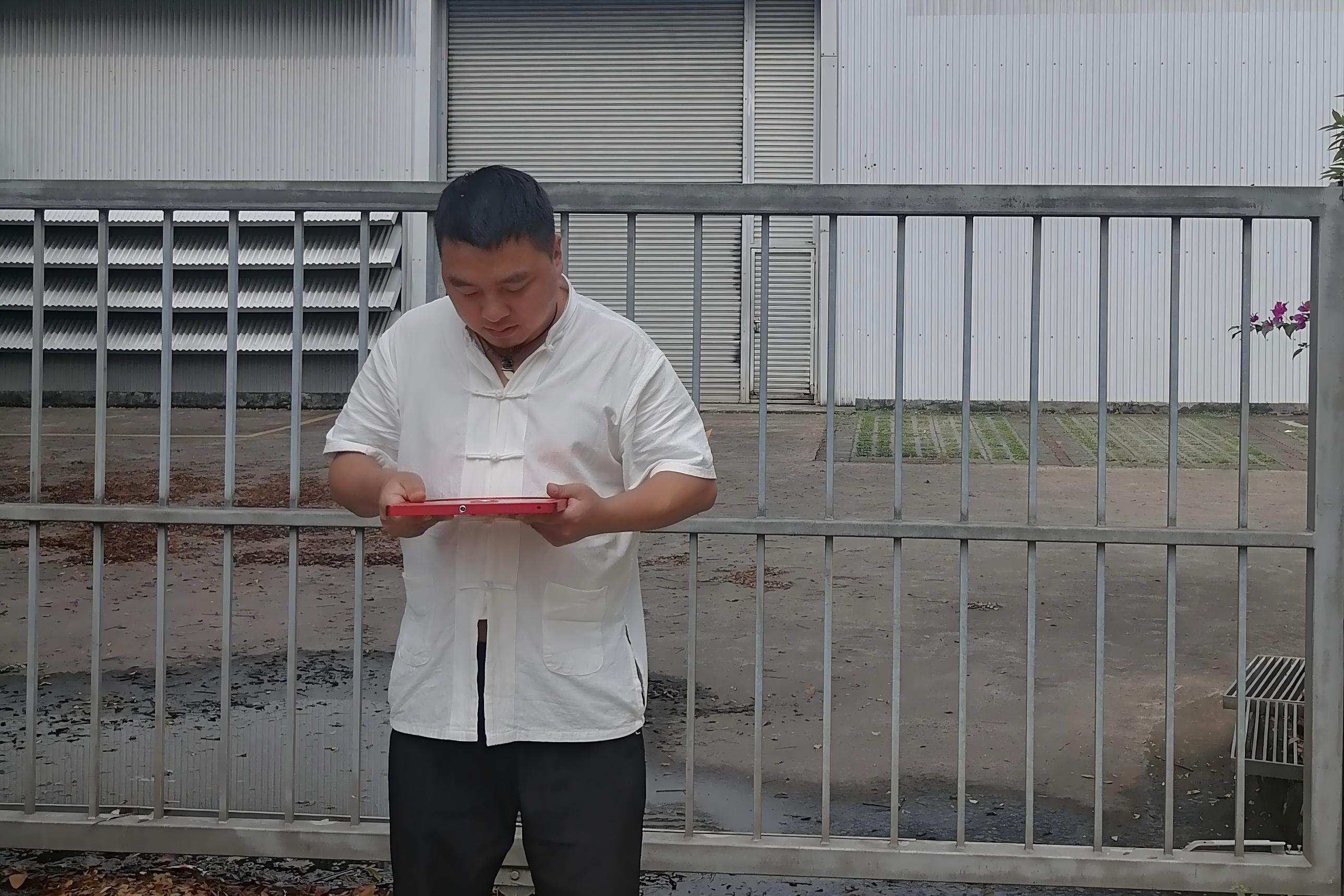 重庆风水大师李九燚风水大师揭秘：窗前这样最吉利