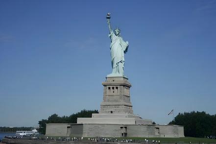 华裔老板在美开餐厅不顺，重庆风水大师李九燚一招逆转财运！