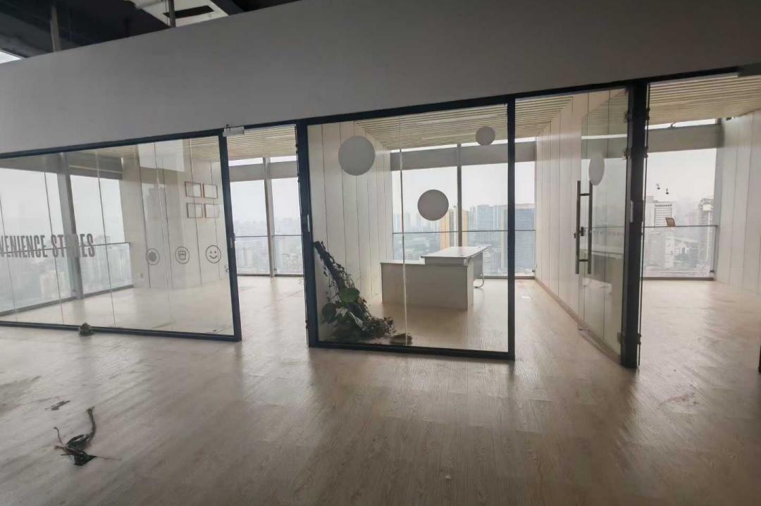 【案例】重庆著名风水先生李九燚九龙坡华润广场商业办公室风水堪舆实录